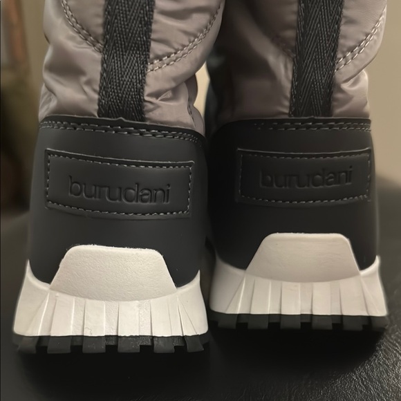 BURUDANI Women's Winter Faux-Lined Snow Boots  Size 7 BRAND NEW ❣️ - Picture 13 of 16